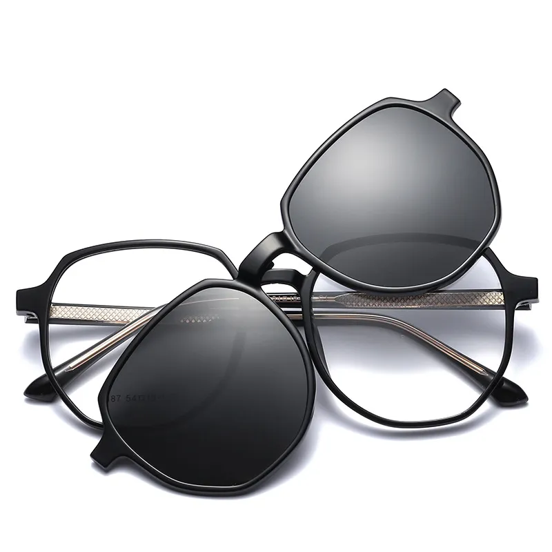 Jack - Geometric Black Clip On Sunglasses for Women - EFE